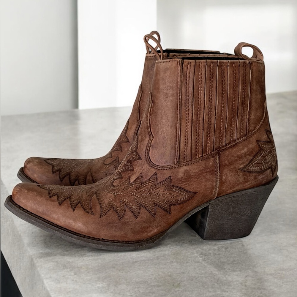 Ariat Brown Heeled Boots